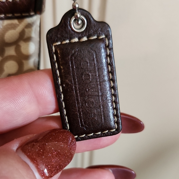 🖤Coach Rare Boutique Coach Cream Signature Crossbody Bag With Pink Interior - Picture 5 of 13